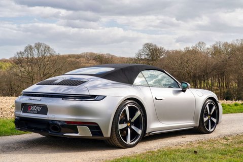 Porsche 911 3.0 911 Carrera S Auto 2dr 25