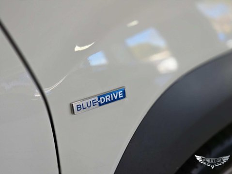 Hyundai KONA 39kWh SE Auto 5dr (10.5kW Charger) 73