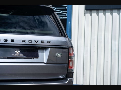 Land Rover Range Rover 3.0 Range Rover Vogue SE D MHEV Auto 4WD 5dr 27