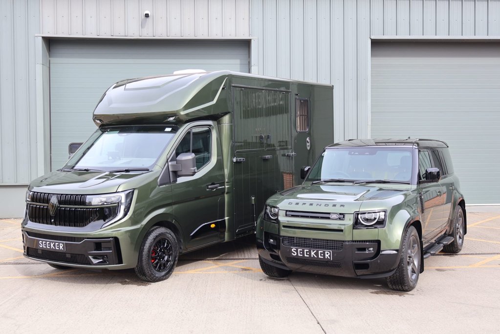 Renault Master BRAND NEW 3.5 TON STALLION BUILD EXTREME HEAVY DUTY HORSEBOX FROM SEEKER  25