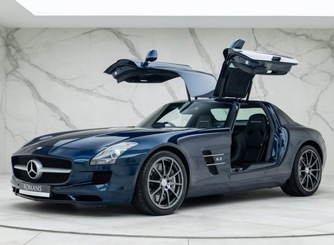 Mercedes-Benz SLS AMG 8