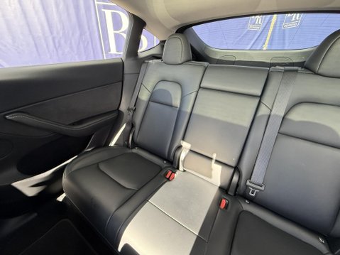 Tesla Model Y (Dual Motor) Long Range SUV 5dr Electric Auto 4WDE (384 bhp) 27