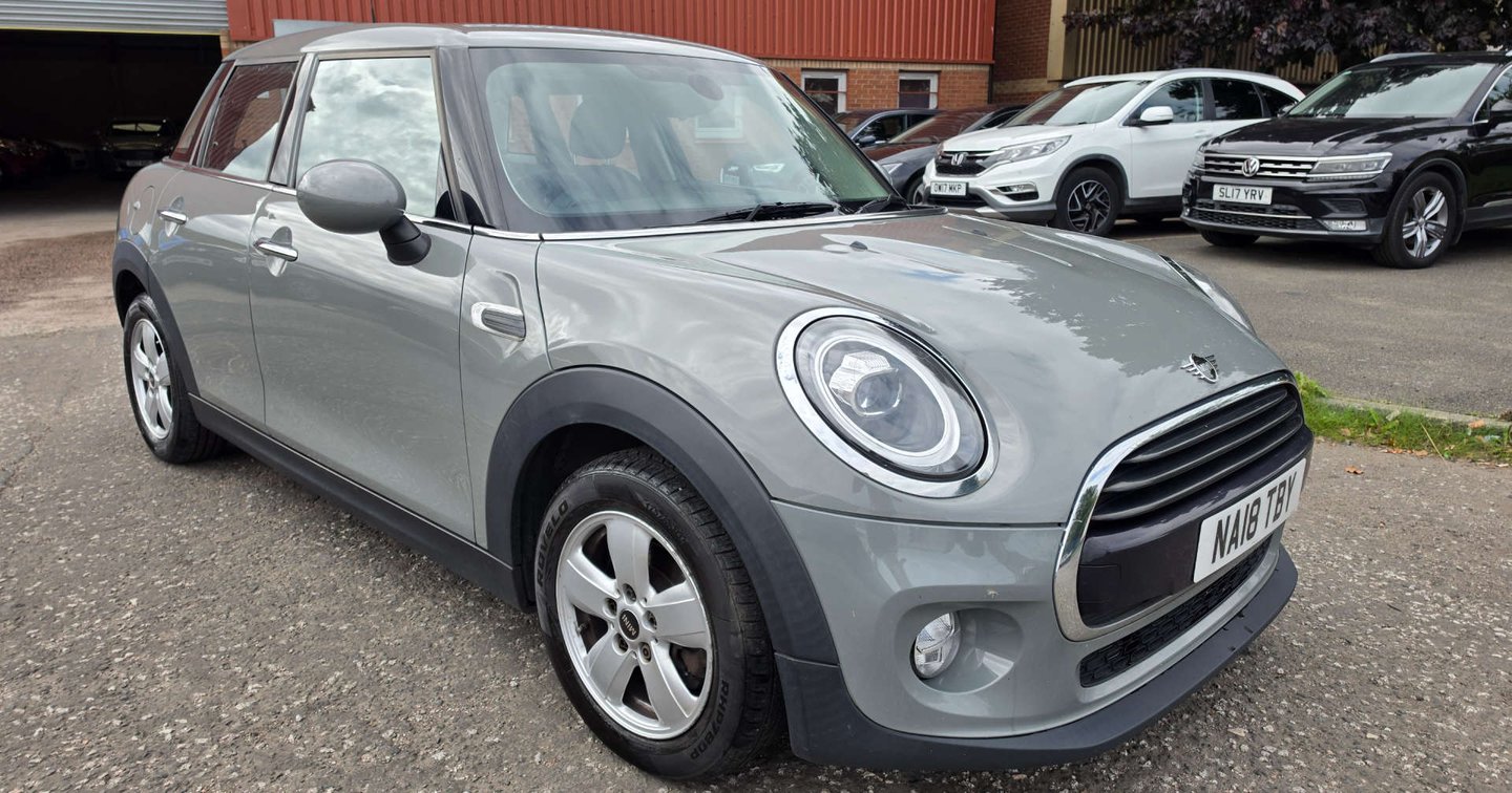 2018 MINI Hatch