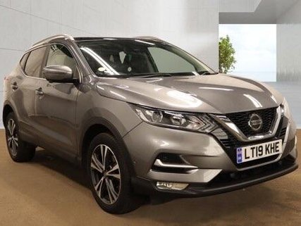 Nissan Qashqai 1.3 DIG-T N-Connecta Euro 6 (s/s) 5dr
