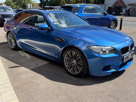 BMW M5 M5 7
