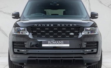 Land Rover Range Rover P565 SVAutobiography Dynamic Black 25