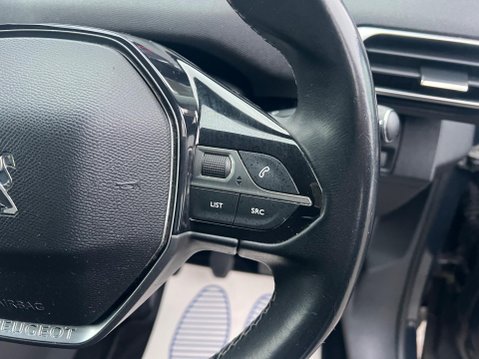 Peugeot 3008 1.2 PureTech Allure Euro 6 (s/s) 5dr 22