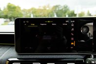 Renault 5 TECHNO E-TECH 23