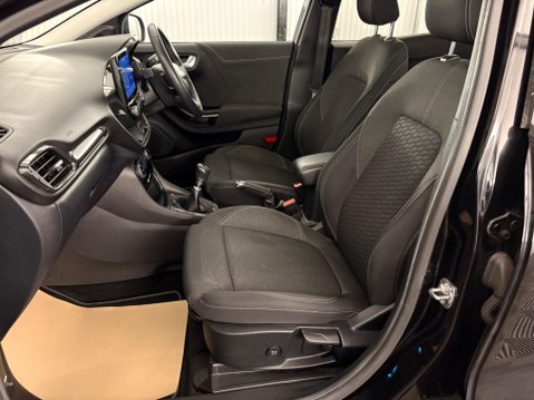 Ford Puma 1.0T EcoBoost MHEV Titanium First Edition Euro 6 (s/s) 5dr 5