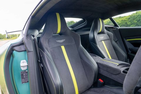 Aston Martin Vantage F1 Edition 10