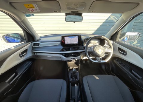 Suzuki Swift MOTION 9