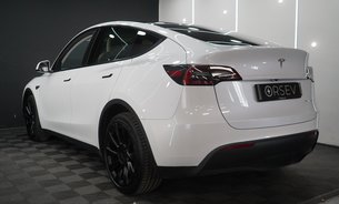 Tesla Model Y LONG RANGE AWD Enhanced Autopilot White Interior 20" Induction Alloys VAT Q 3