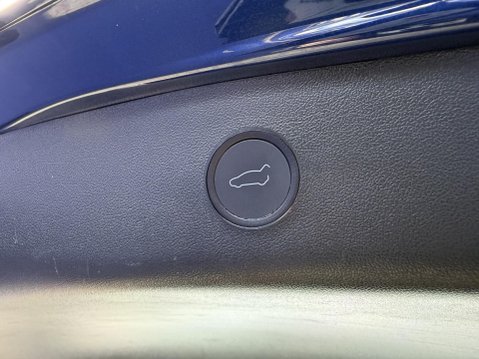 Tesla Model 3 (Dual Motor) Performance Saloon 4dr Electric Auto 4WDE (Performance Upgrade 24