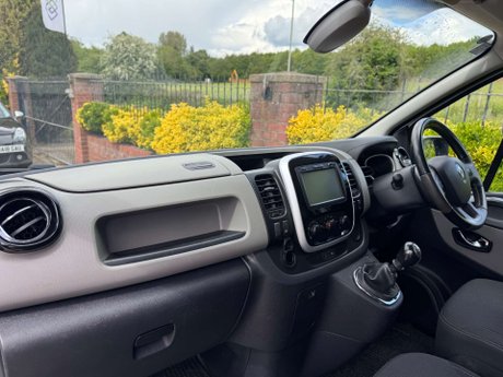 Renault Trafic 1.6 Trafic SL27 Sport Nav dCi 26