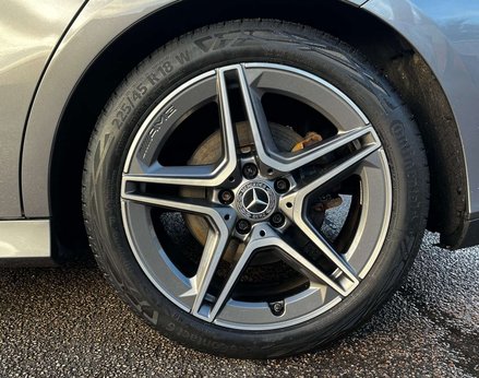 Mercedes-Benz CLA Class 1.3 CLA 180 AMG Line Premium+ Auto 5dr 14