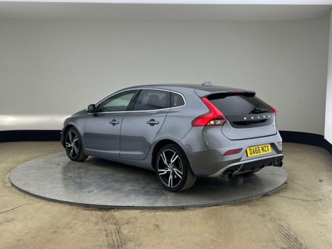 Volvo V40 2.0 T2 R-Design Pro Euro 6 (s/s) 5dr 14
