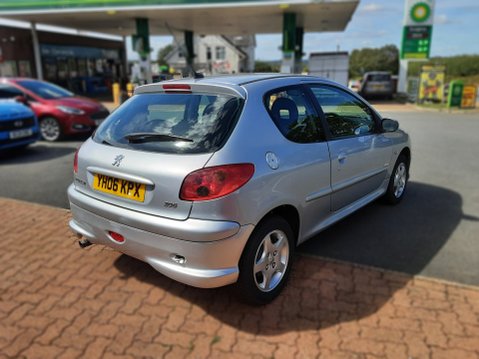 Peugeot 206 VERVE 6