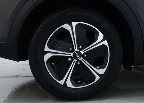 Kia Xceed 1.6 XCeed 3 PHEV Semi-Auto 5dr 14