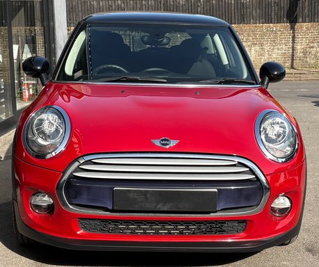 Mini Hatch Cooper 1.5 Automatic Chili / Media XL 3 door - SAT NAV - CONNECTED 6