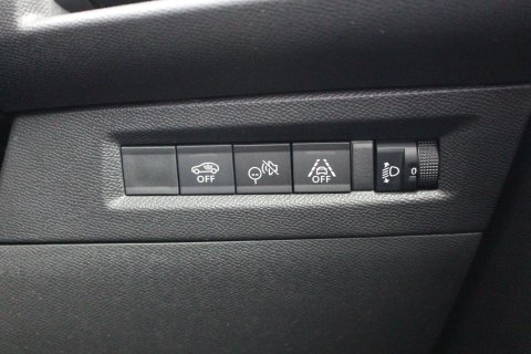 Vauxhall Frontera 5dr 1.2 145ps Ultimate Petrol Hybrid e-DCT Automatic 25