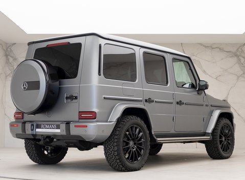 Mercedes-Benz G Series AMG Line Premium 7