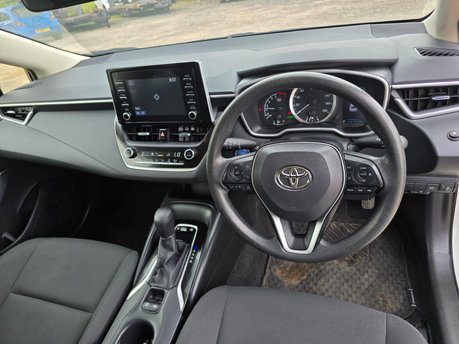 Toyota Corolla 1.8 VVT-h GPF Design Touring Sports 5dr Petrol Hybrid CVT Euro 6 (s/s) (122 13