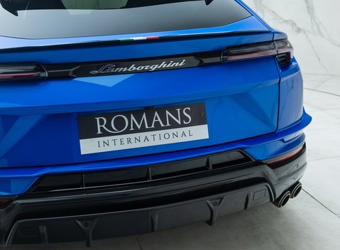 Lamborghini Urus PERFORMANTE 32