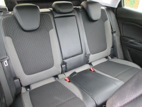Vauxhall Grandland X 1.2 Turbo Tech Line Nav Euro 6 (s/s) 5dr 28