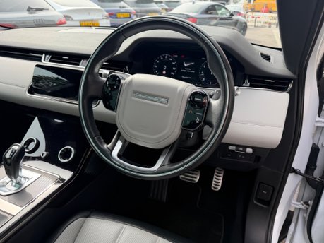 Land Rover Range Rover Evoque FIRST EDITION MHEV 24