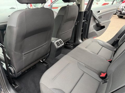 Volkswagen Golf 1.6 TDI SE Nav Euro 6 (s/s) 5dr 23
