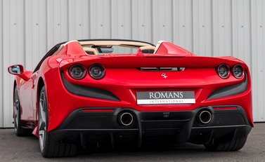 Ferrari F8 Tributo Spider 3