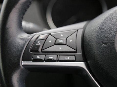 Nissan Qashqai 1.3 DIG-T Visia Euro 6 (s/s) 5dr 11