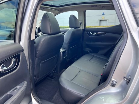 Nissan Qashqai 1.6 dCi Tekna 2WD Euro 6 (s/s) 5dr 29