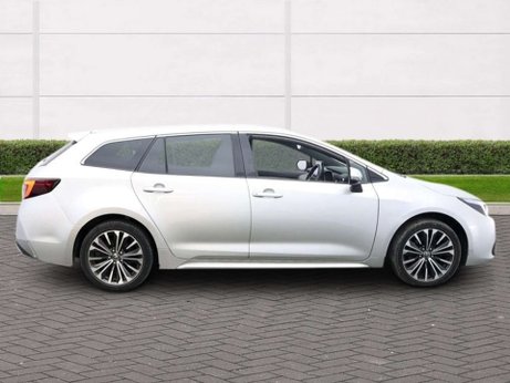 Toyota Corolla 1.8 Corolla Design HEV CVT 5dr 1