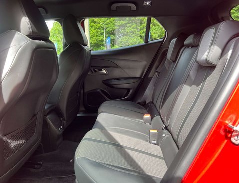 Peugeot 2008 1.2 2008 GT PureTech S/S Auto 5dr 43