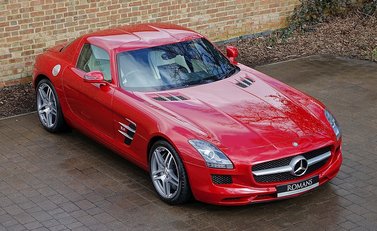 Mercedes-Benz SLS AMG 3