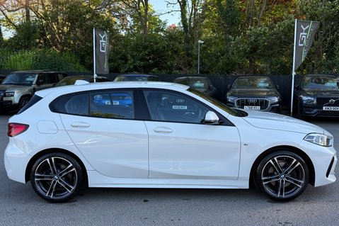 BMW 1 Series 118I M SPORT AUTOMATIC - FULL BMW SERVICE HISTORY -APPLE CARPLAY 6