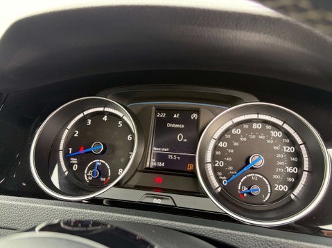 Volkswagen Golf 2.0 Golf R DSG 4WD 5dr 46
