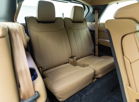 Land Rover Range Rover P400 Autobiography LWB 17