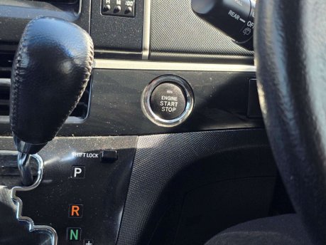 Toyota Estima Auto+Petrol+LowMiles+7Seater 32