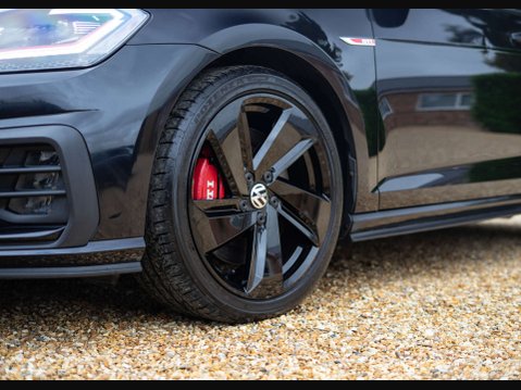 Volkswagen Golf 2.0 Golf GTi Performance TSi 5dr 33
