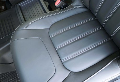 Defender 90 Commercial