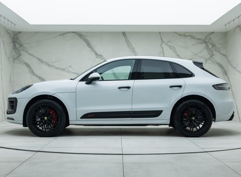 Porsche Macan GTS 5