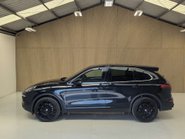 Porsche Cayenne 3.0 Cayenne V6 D Tiptronic S 4WD 5dr 24