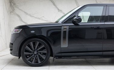 Land Rover Range Rover P615 SV 52