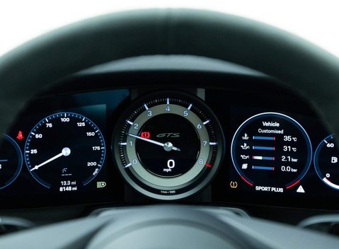 Porsche 911 Carrera GTS (992) 14
