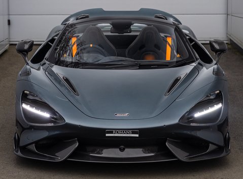 McLaren 765LT Spider 5