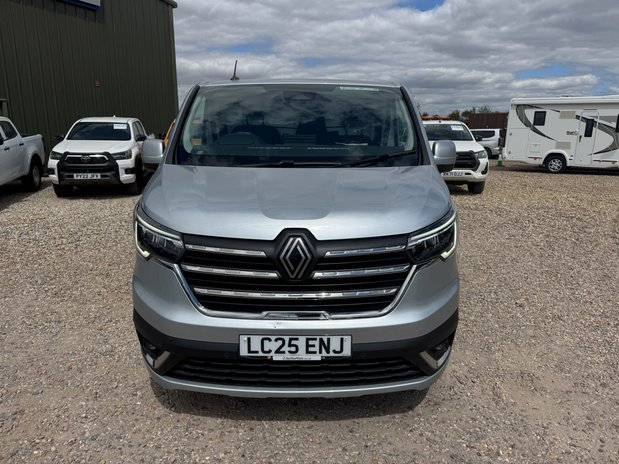 Renault Trafic SWB L1H1 Low Roof Sport LL31 Air Con Alloys Sensors Cam EURO 6 3