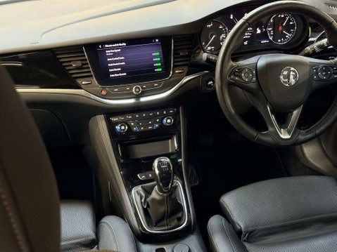 Vauxhall Astra 1.2 Astra Elite Nav Premium T 5dr 9