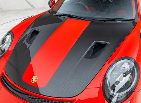 Porsche 911 GT2 RS (991) 31